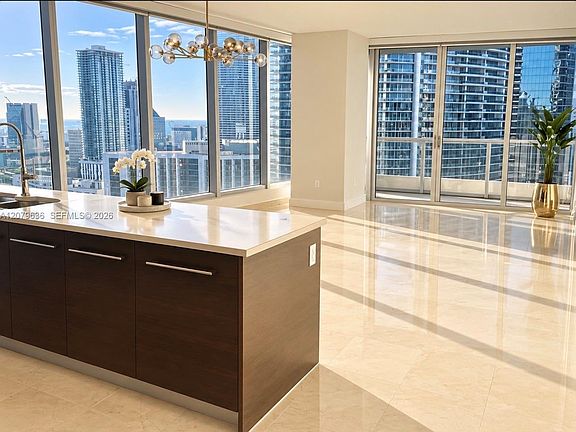 2nd image of 475 Brickell Ave APT 2915