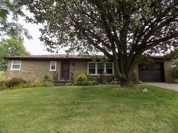 4th image of 123 Westwood Dr