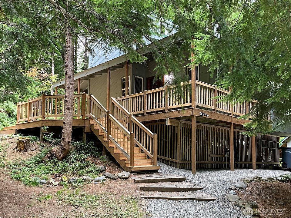 1st image of 16726 Mountain Side Drive E