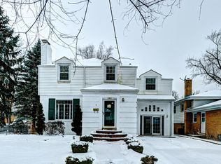 530 S Arlington Heights Rd, Arlington Heights, IL 60005