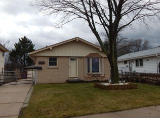 3911 W Cheyenne St, Milwaukee, WI 53209