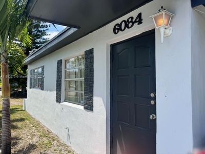6084 E 7th Ave, Hialeah, FL, 33013