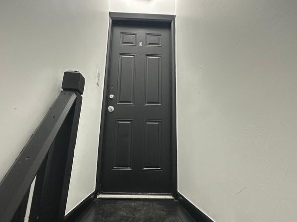 460 E 26th St Floor 3