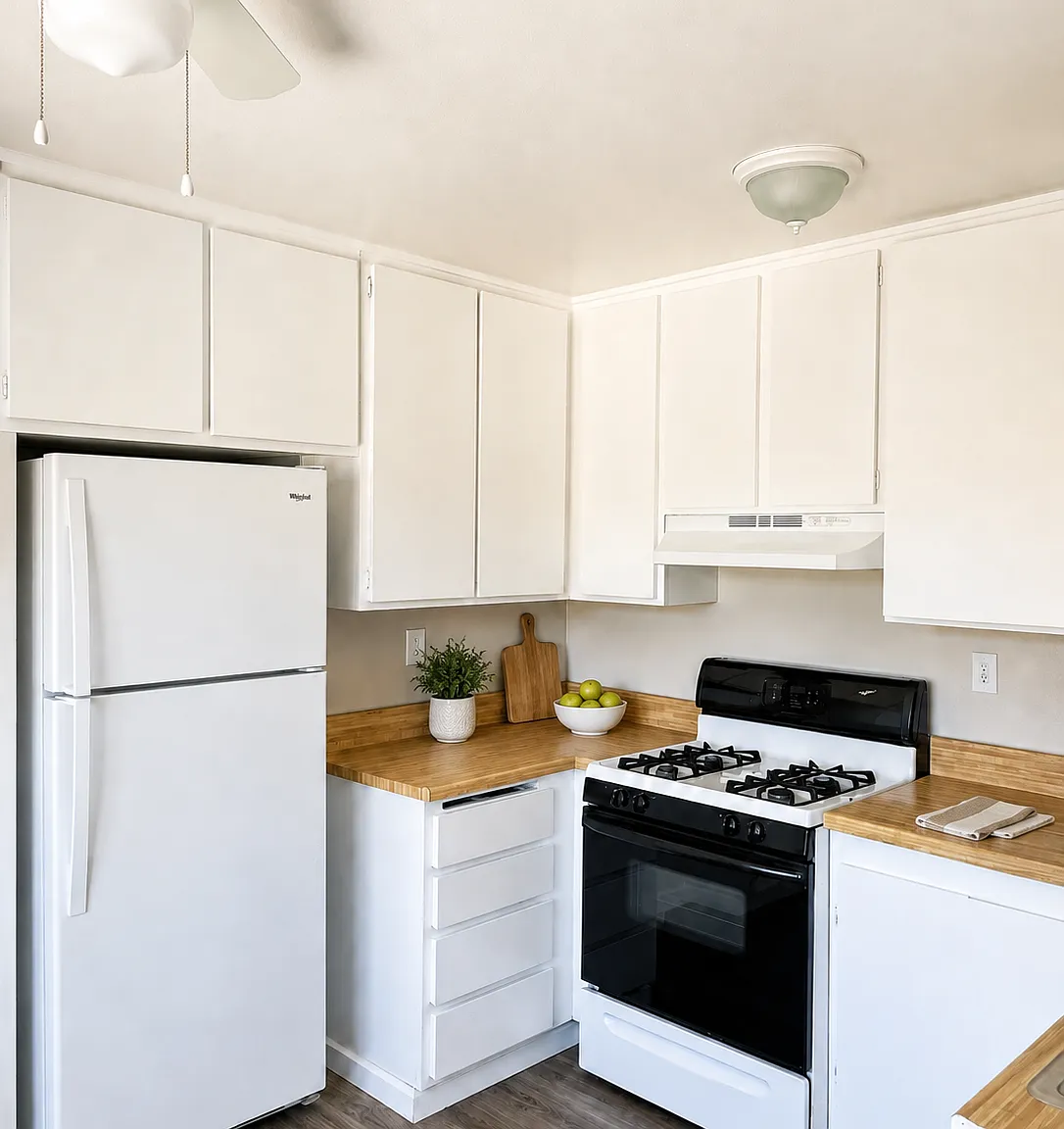 2 bed, 756 sqft, $1,395 — Photo 1