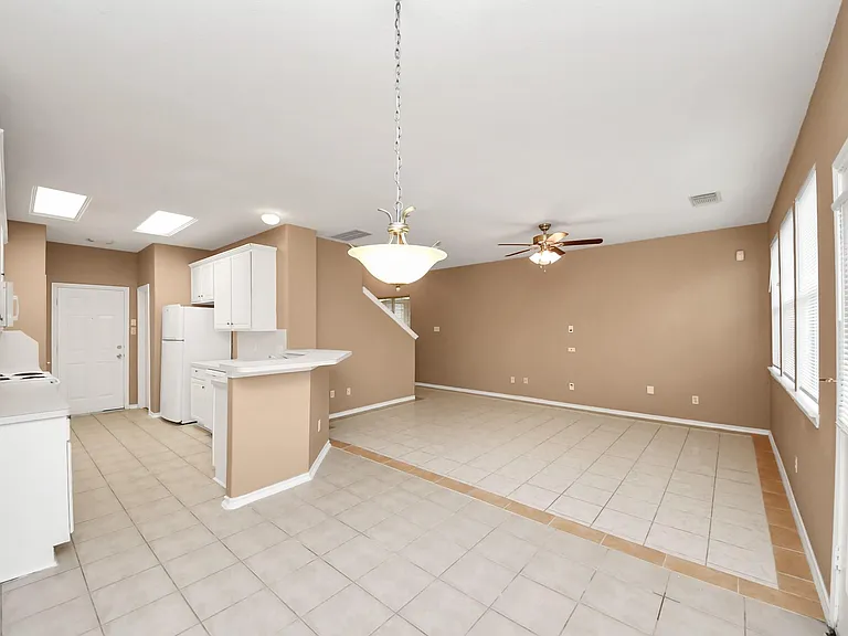 6019 Pennworth Ln — Photo 28