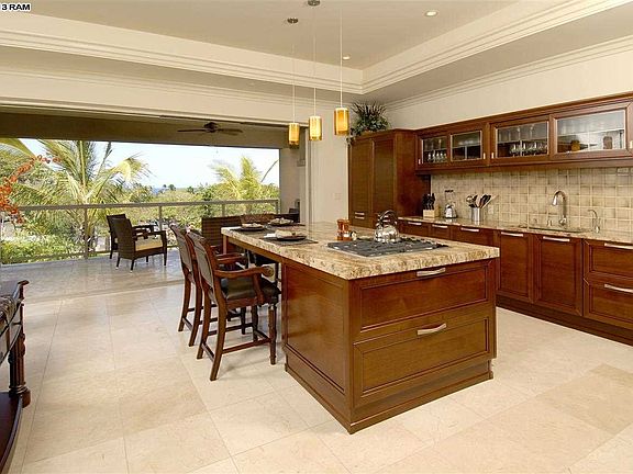 2nd image of 12 Hoolei Cir Unit 3