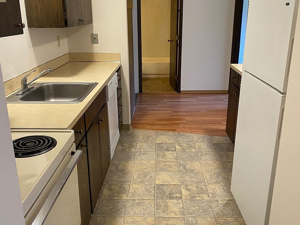 1st image of 465 Fairview Ave SE #17314464
