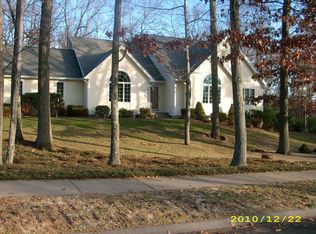 8 Barbaras Way, Ellington, CT 06029