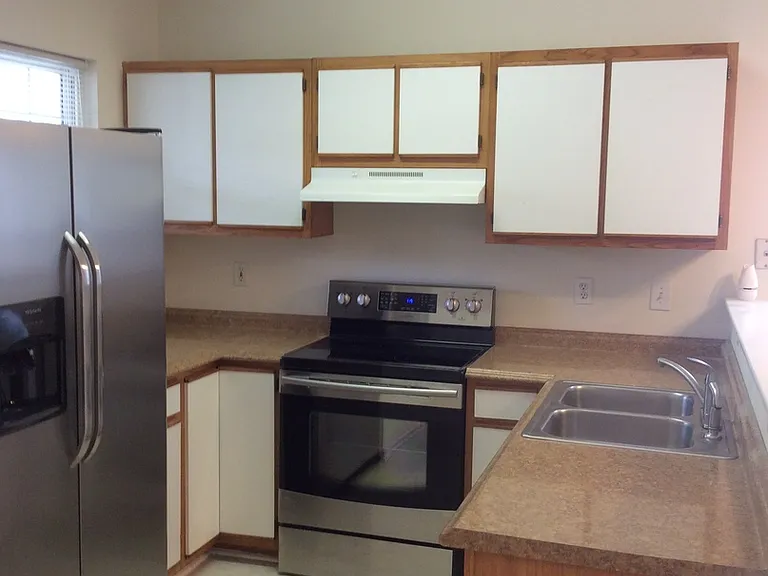 408 Saint Rosea Rd — Photo 3