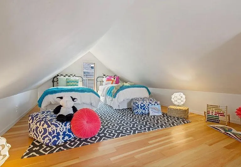 Pease Ct — Photo 15