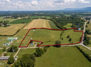 2933 Davis Ford Rd, Maryville, TN 37804