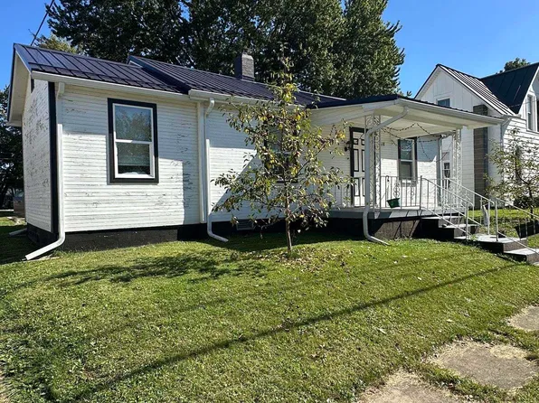 618 N West St, Winchester, IN 47394