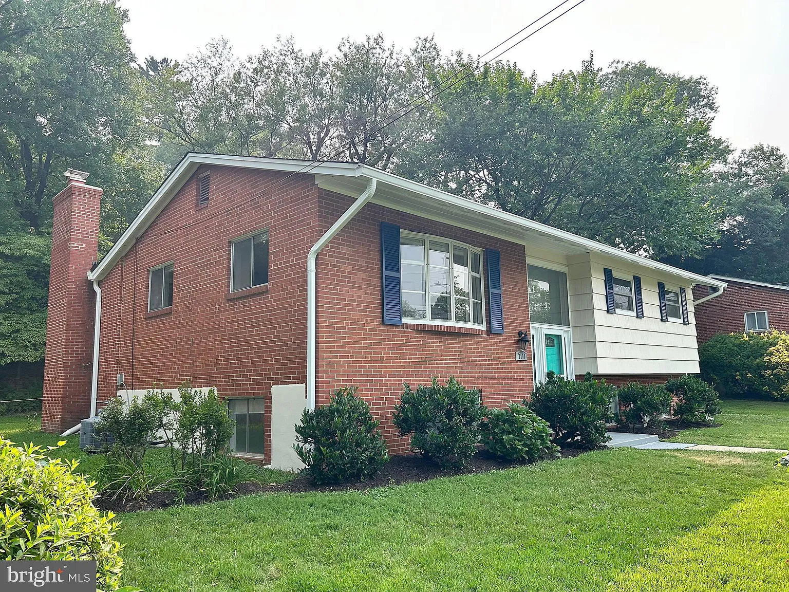 4 bed, 3.0 bath, 1312 sqft, $4,450 — Photo 2