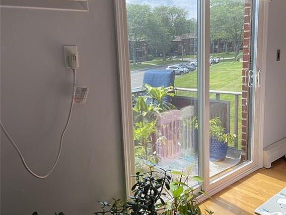 3rd image of 6 Charles Ln APT 2C