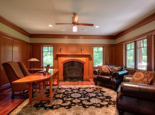 N1495 S Creekside Ln, Lake Geneva, WI 53147