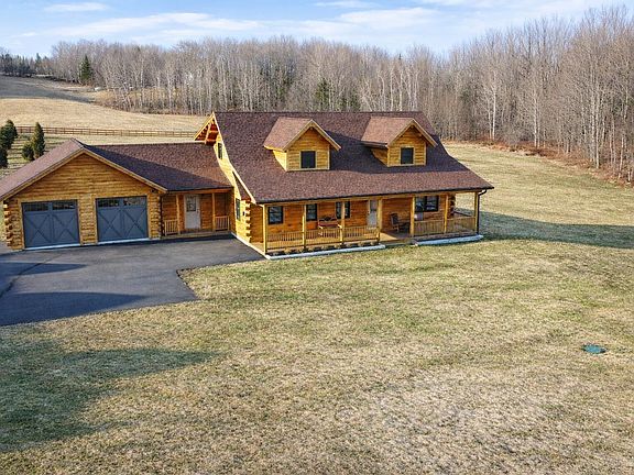 2nd image of 535 Mead Hill