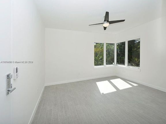 2nd image of 620 Michigan Ave APT 6