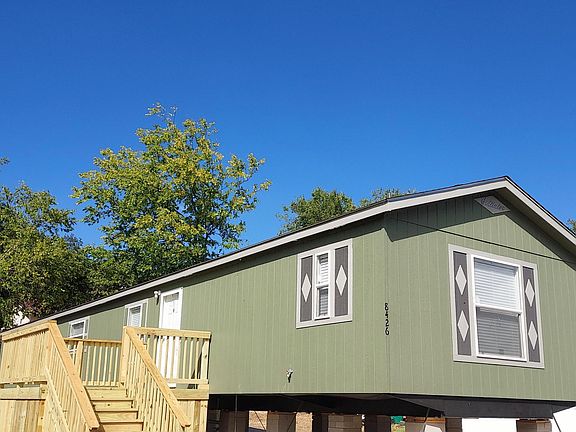 4th image of 8434 Montgomery Cir