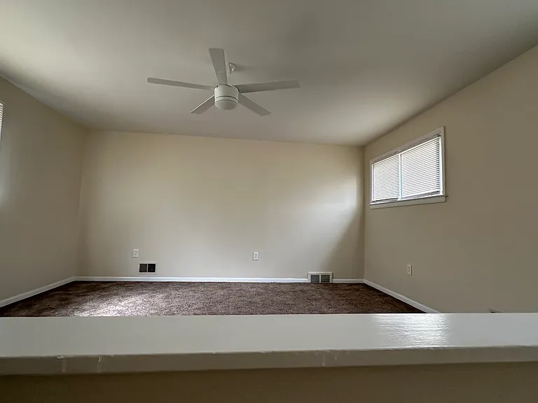 2945 Burdette St — Photo 19