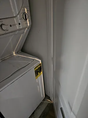 Rented by NYC REALTY GROUP 693 | media 15