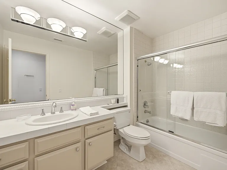 2379 Leeward Cir — Photo 30