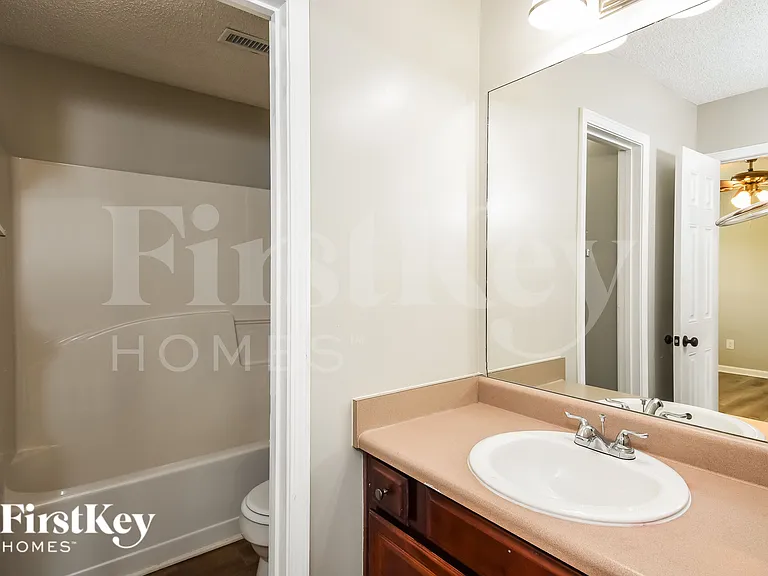 169 Freedom Dr — Photo 13