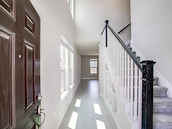 4th image of 9413 Gynerium Dr