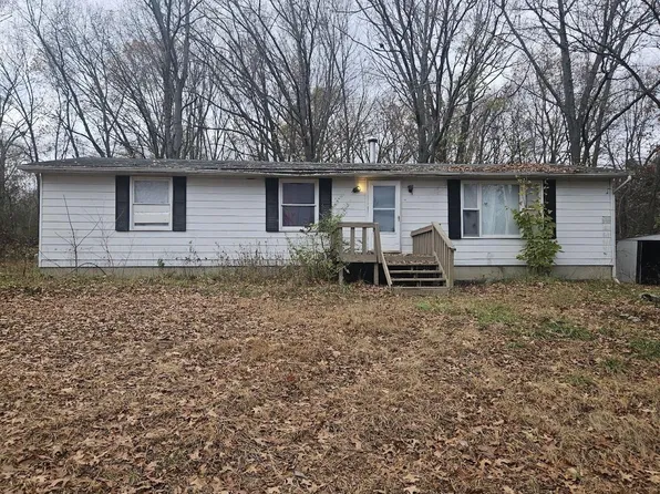 8473 Woolfit Ave, Mount Morris, MI 48458