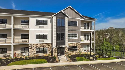 Phoenix Ridge Photo 1