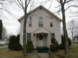 206 South St, Ashley, OH