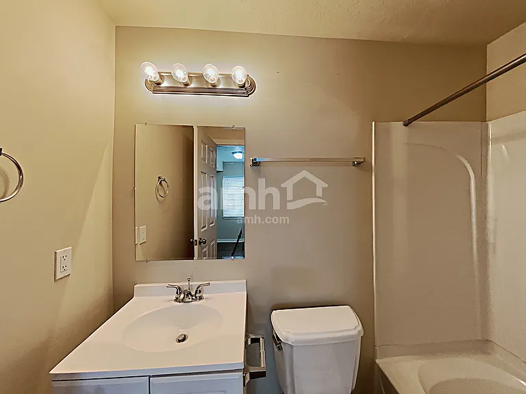 282 W Bricker Dr — Photo 14