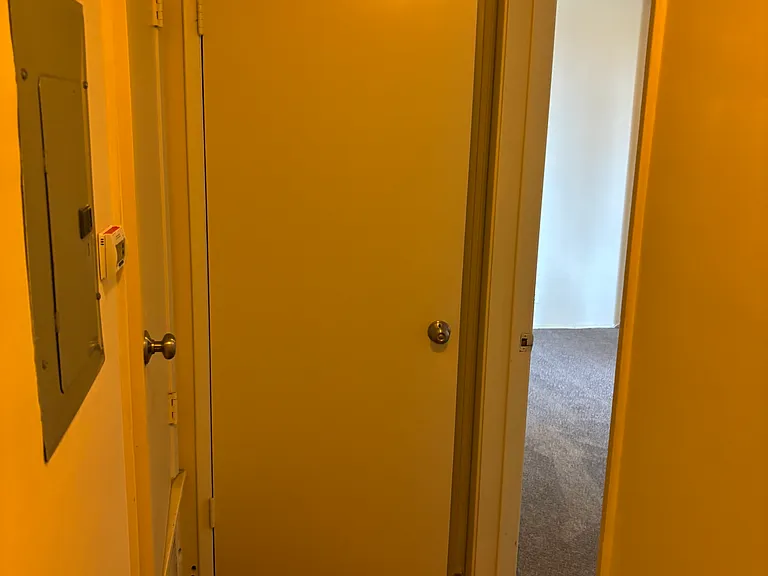 915 Ocean Ave #302 — Photo 6