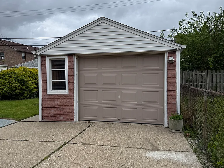 5458 Chase Rd — Photo 25