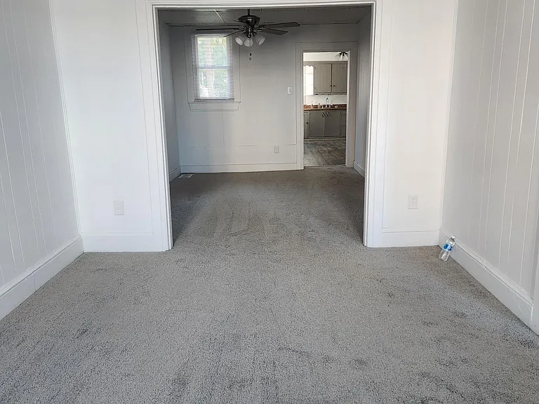 543 S Duke St — Photo 5