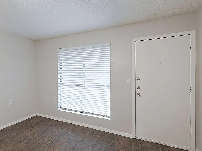 Woodhollow Apartment Homes — Photo 34