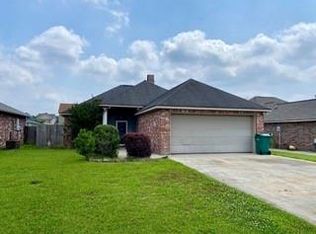 34830 Eagle Ridge Dr, Denham Springs, LA 70706