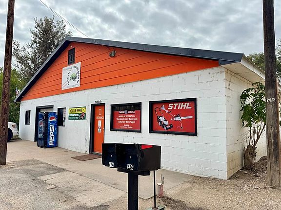 4th image of 214-220 Ash Ave