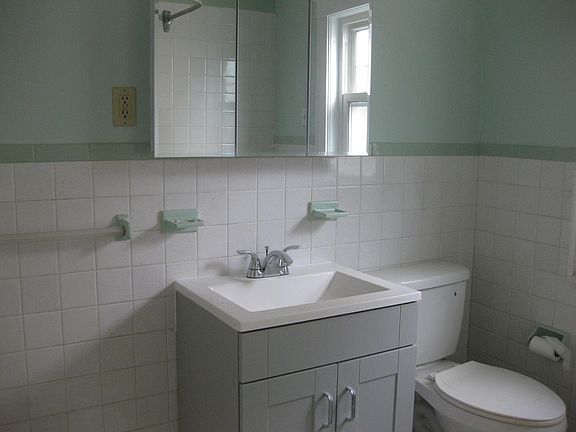clean bathroom, some new updates
