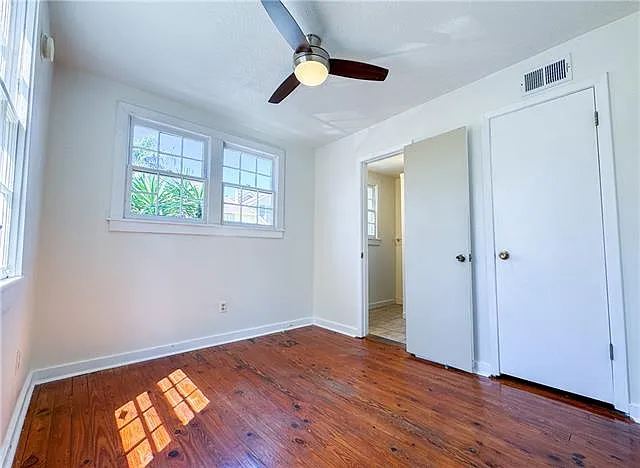 936 Philip St — Photo 4