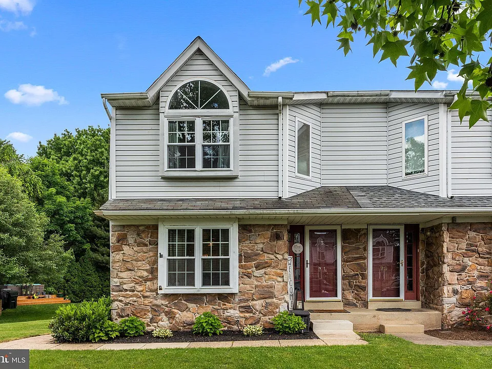 31 Pearl Dr