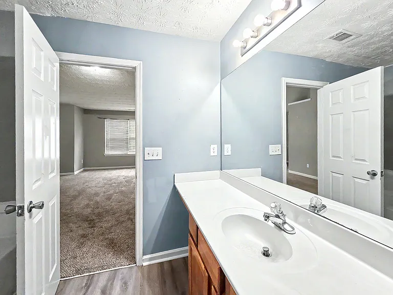 2492 Emma Way — Photo 16