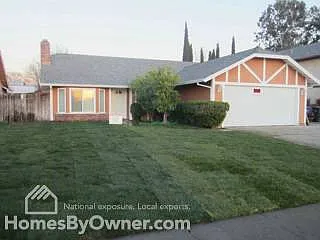 8285 Anton Way photo 1