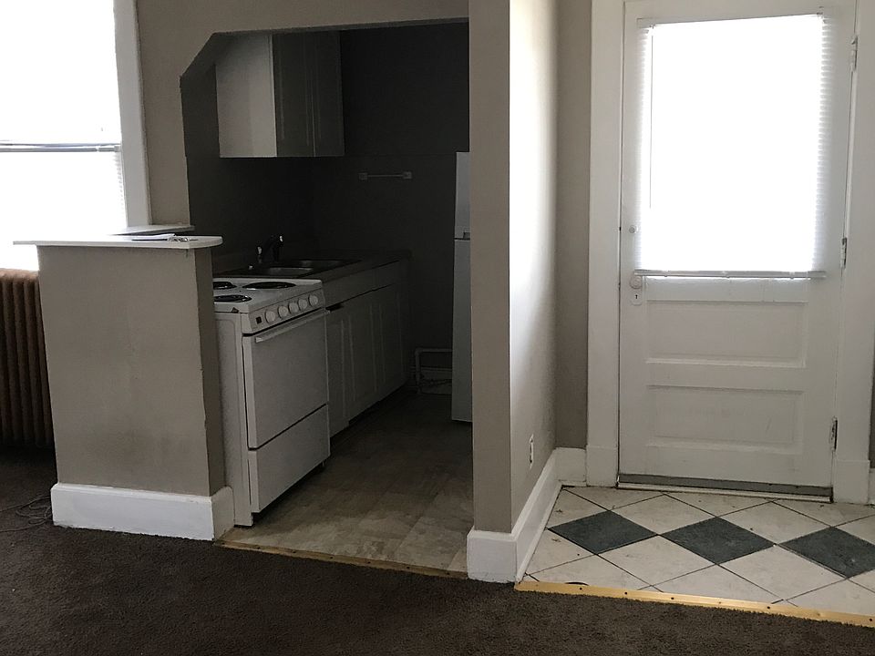 1st image of 1627 N Talbott St APT 10