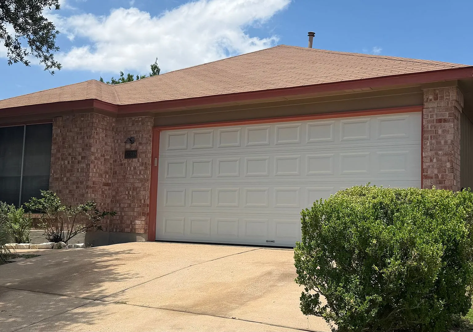 3 Bedroom home in Pflugerville!! — Photo 1