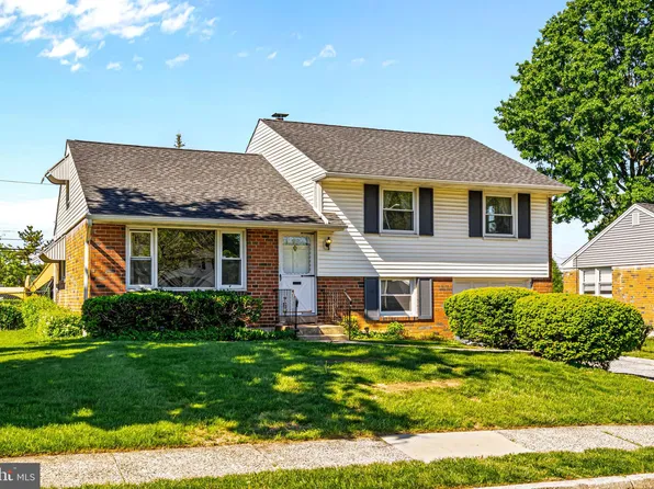 7704 Laurel Ln, Wyndmoor, PA 19038