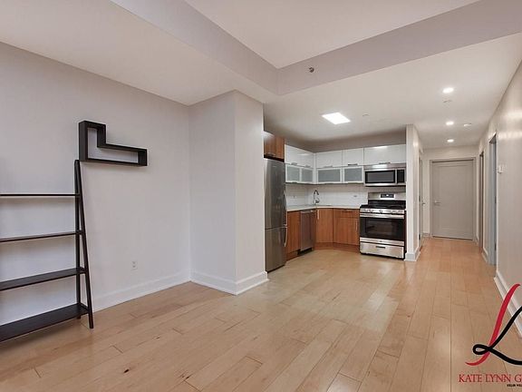 5th image of 343 4th Ave APT 4D