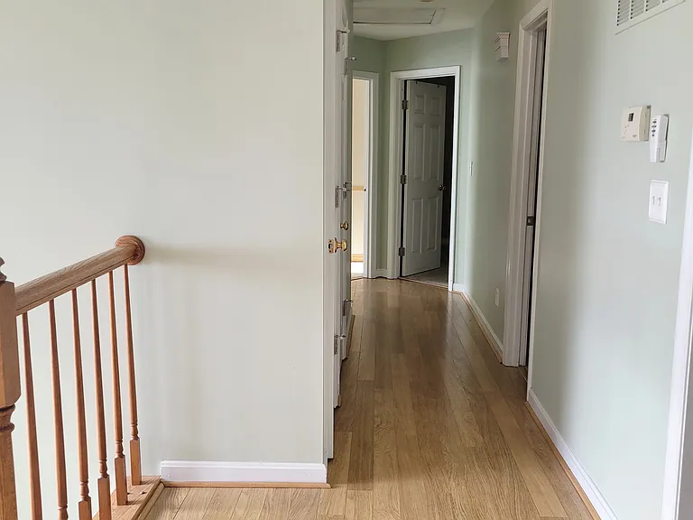 67 Berkshire Dr — Photo 8