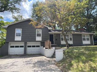 505 SW 2nd St, Lees Summit, MO 64063