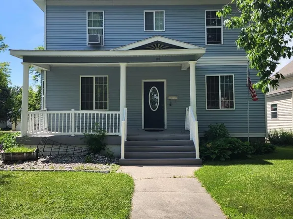 106 Lincoln Ave, Crookston, MN 56716