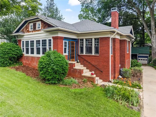 859 Virginia Cir NE, Atlanta, GA 30306